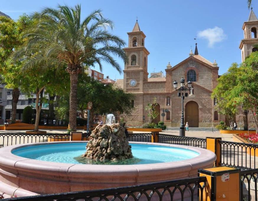 Flamenco Chill Apartment Torrevieja Kültér fotó