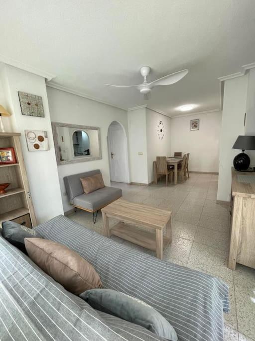 Flamenco Chill Apartment Torrevieja Kültér fotó