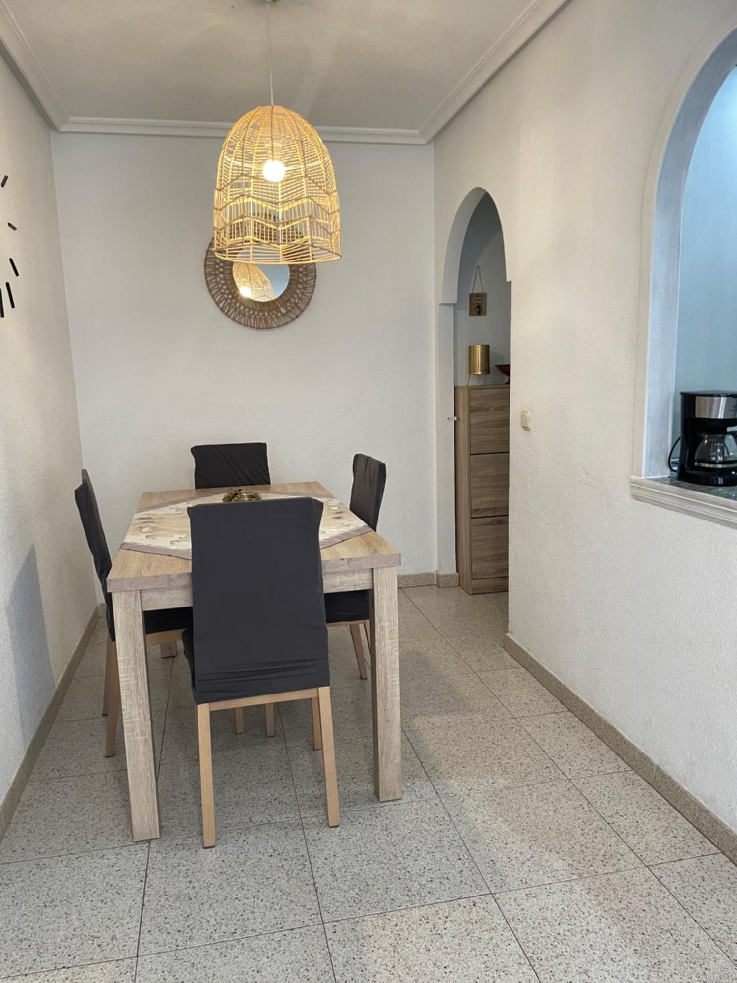 Flamenco Chill Apartment Torrevieja Kültér fotó